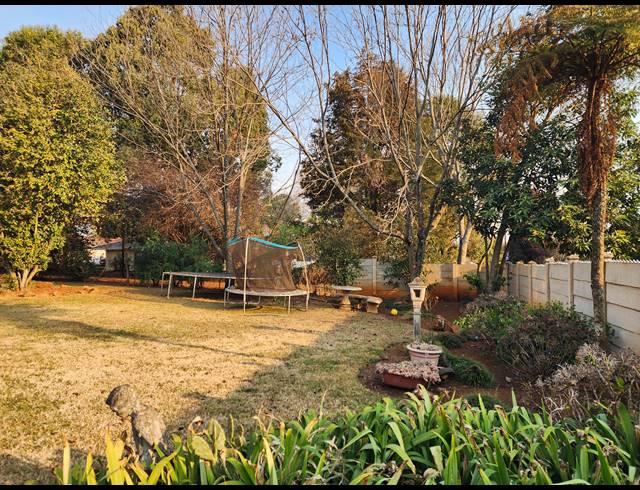 3 BEDROOM FREESTANDING FOR SALE IN GREENDALE